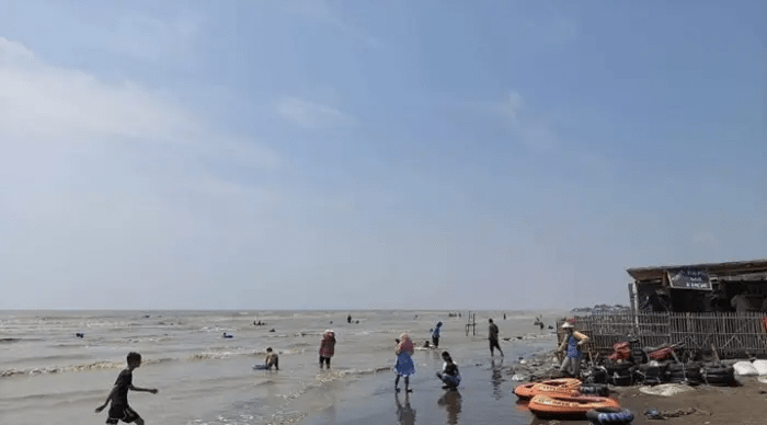 Pantai Cibendo: Daya Tarik, Tiket Masuk, Fasilitas, dan&nbsp;Lokasi