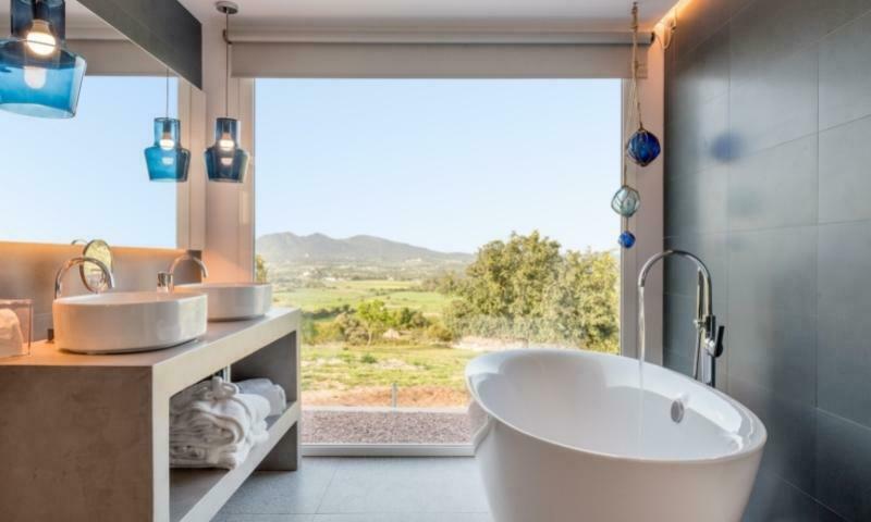 5 Hotel dengan Bathtub di Bali , Dijamin Mewah dan&nbsp;Murah!