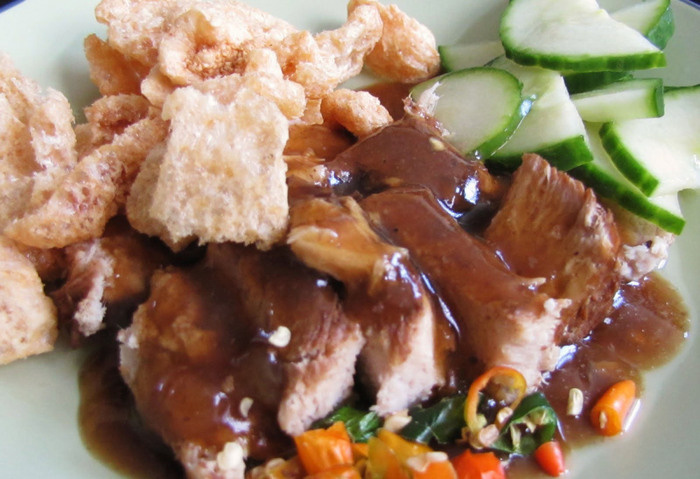 6 Makanan Khas Buleleng Bali yang Terkenal Lezat